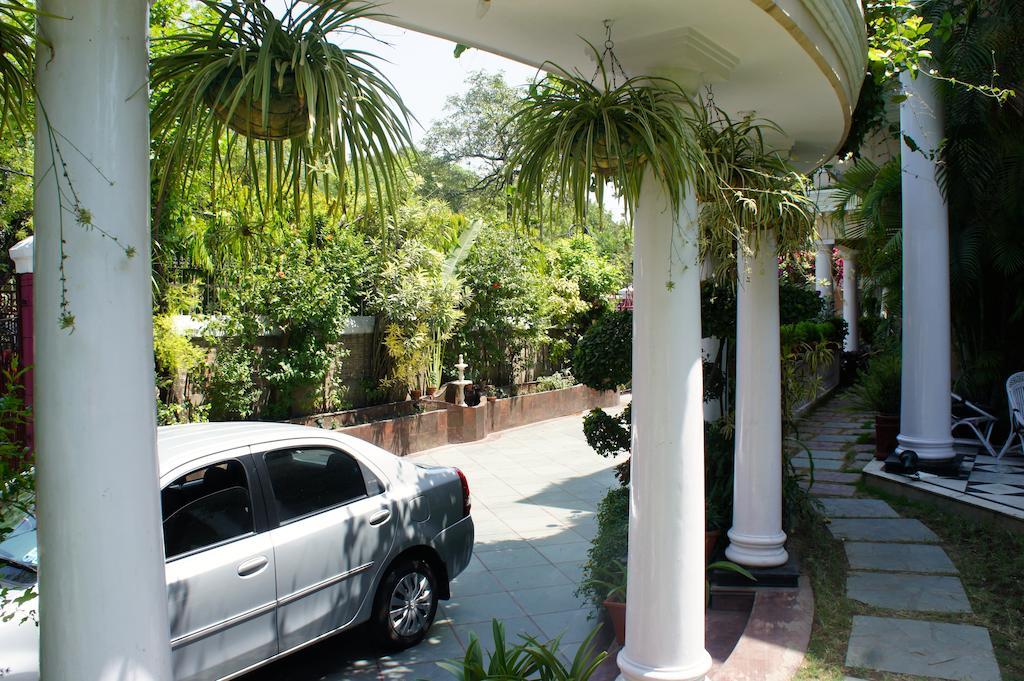 Sirohi House New Delhi Exteriör bild
